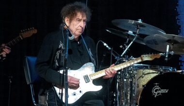 Bob Dylan Announces Art Book Point Blank (Quick Studies)