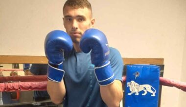Middleton's new pro boxer proud to represent South Leeds