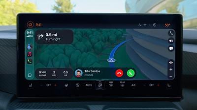 CarPlay Compact Phone Calls