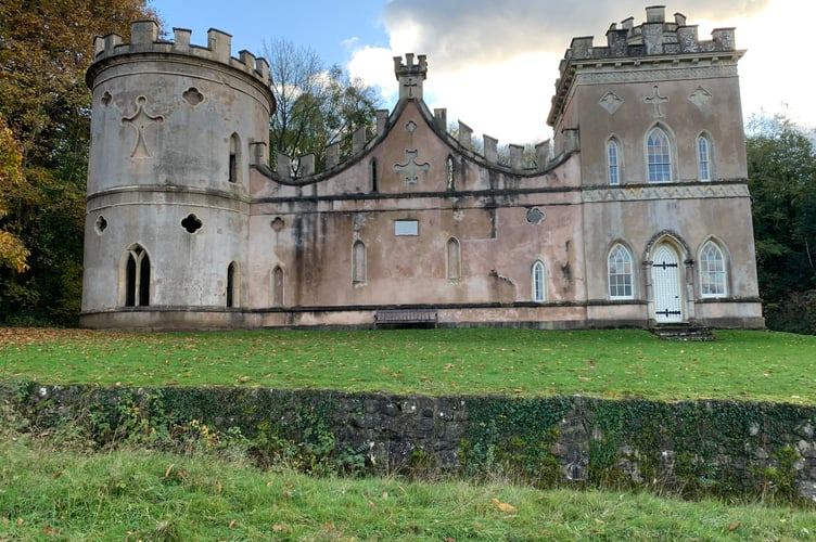 Clytha Castle 