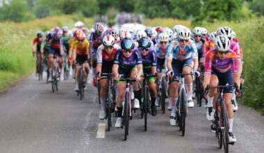 The peloton at the 2024 Tour of Britain Women