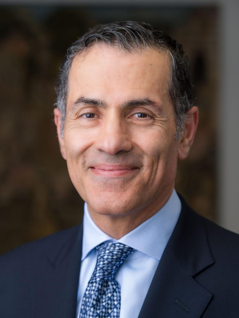 Dr. Vali Nasr