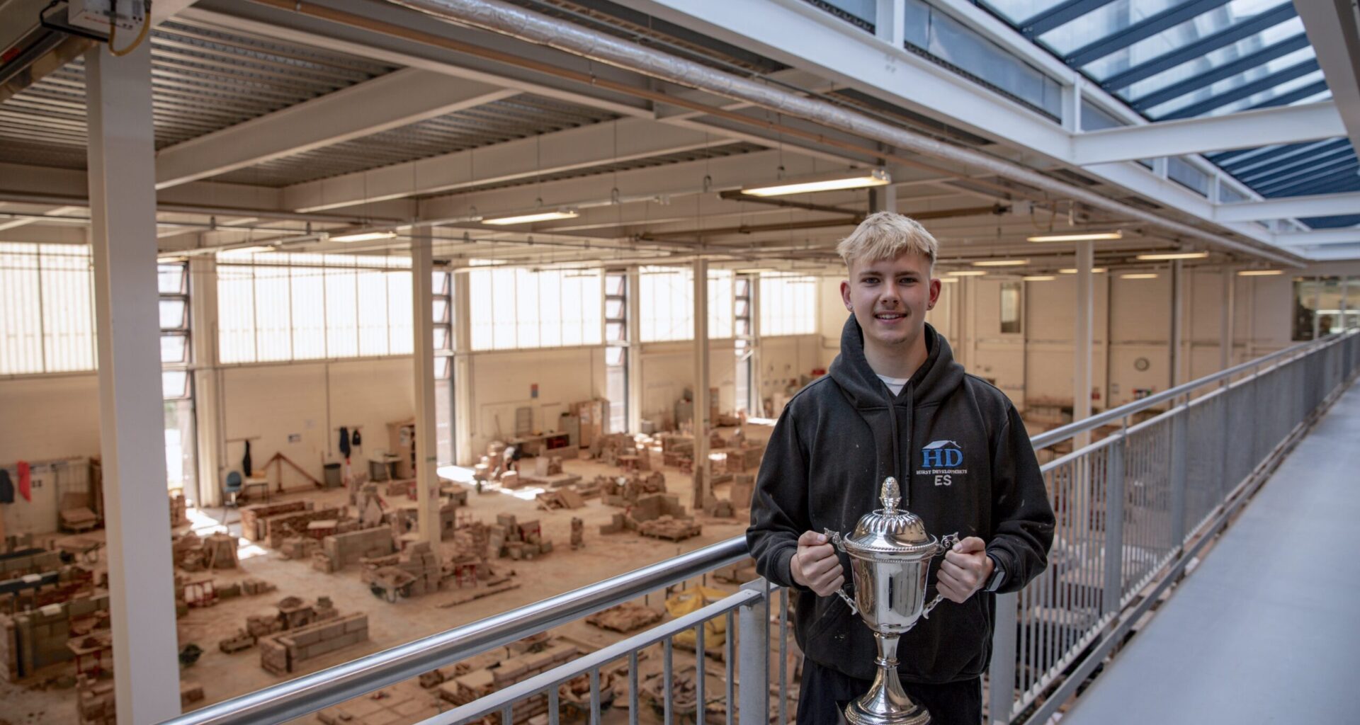 Leeds College of Building Apprentice wins Guild of Bricklayers National Trophy 