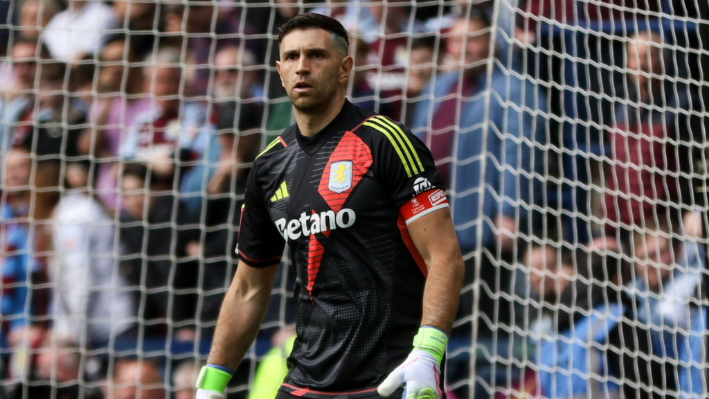 Emi Martinez Aston Villa
