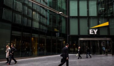 Big Four slash graduate jobs as AI takes on entry level work