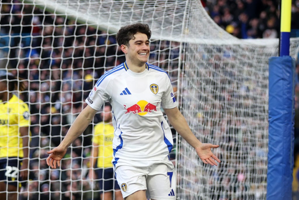 Leeds United FC v Oxford United FC - Sky Bet Championship