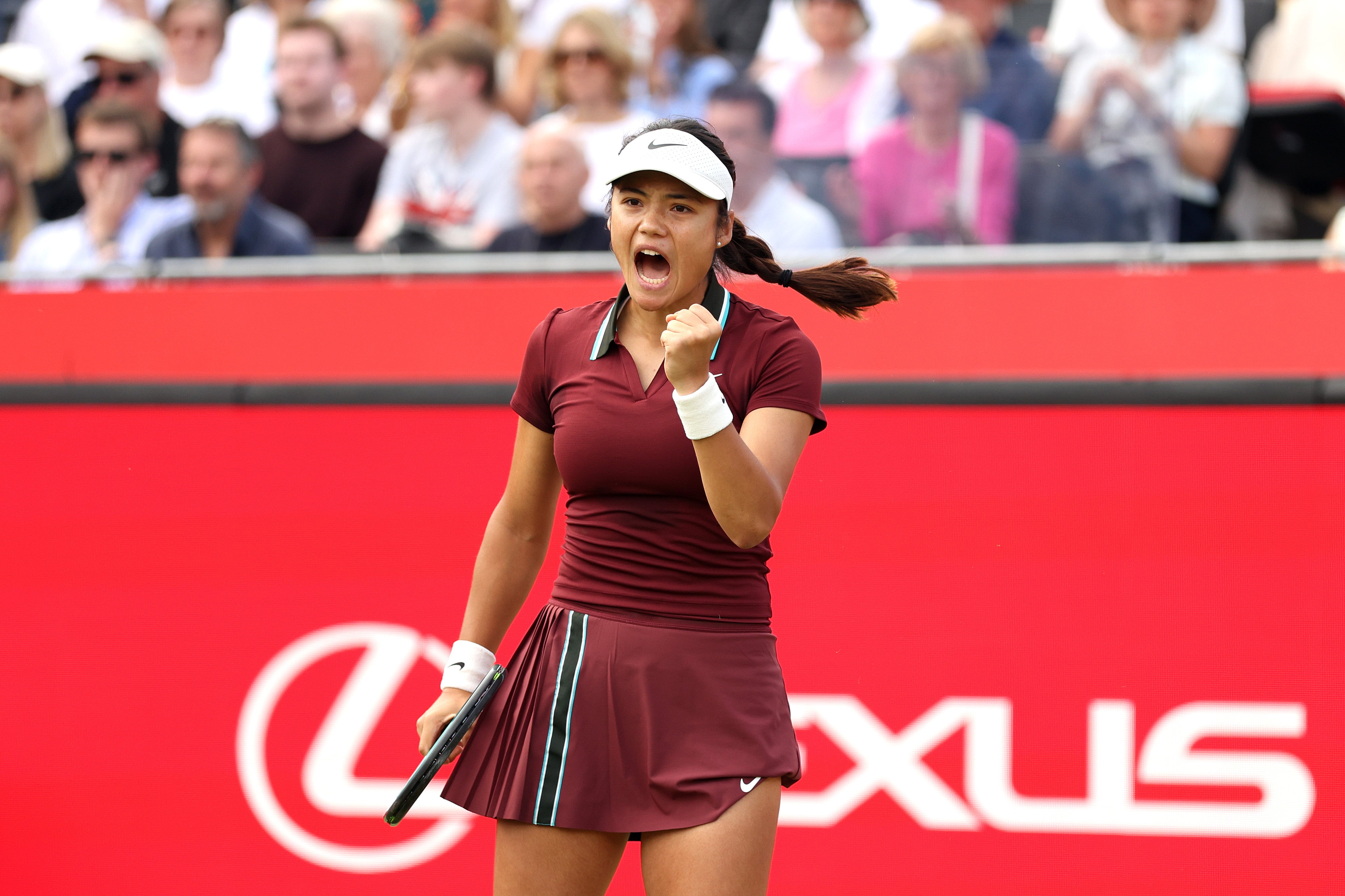 The 22-year-old came through 6-1 6-2 in just over an hour