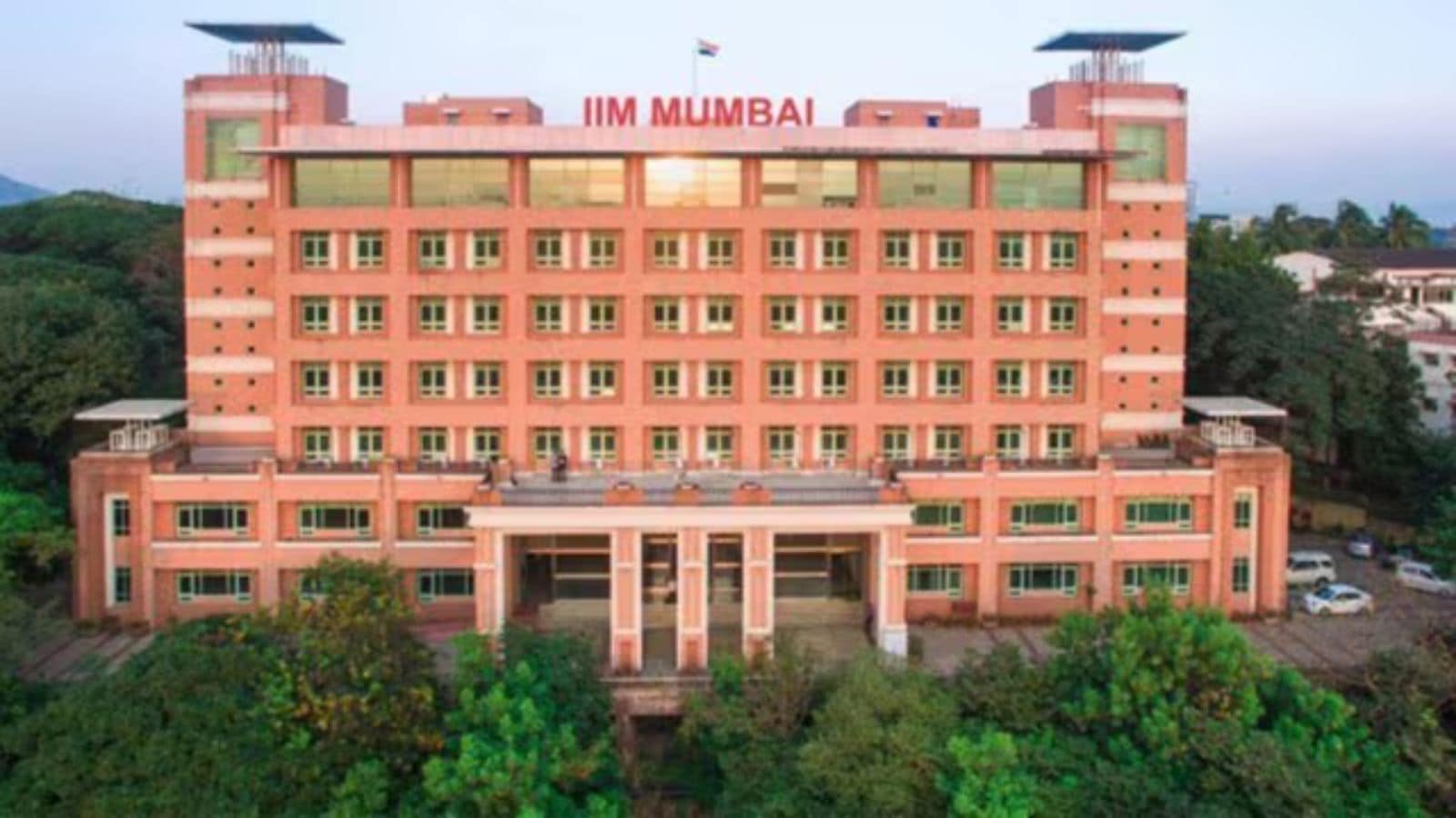 While open to all, the incubation centre will give IIM Mumbai students and alumni priority, without compromising on merit-based selection.
