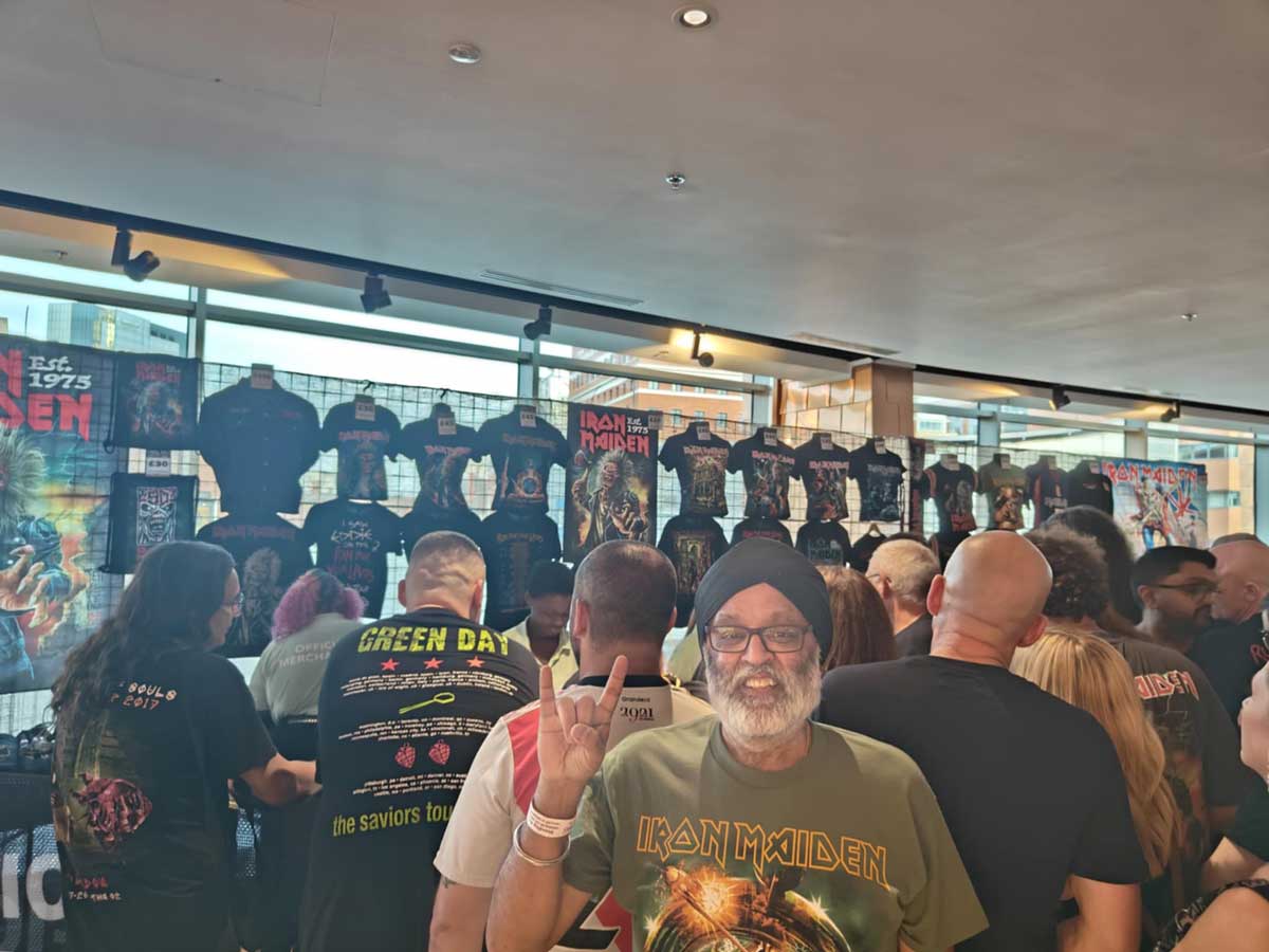 Iron Maiden - Scream For Me Birmingham - 666 The Run For Your Lives Fan Experience