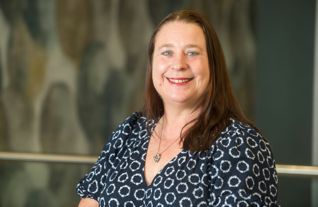 Is outsourcing a strategic opportunity amid rising employment costs? – cumbriacrack.com