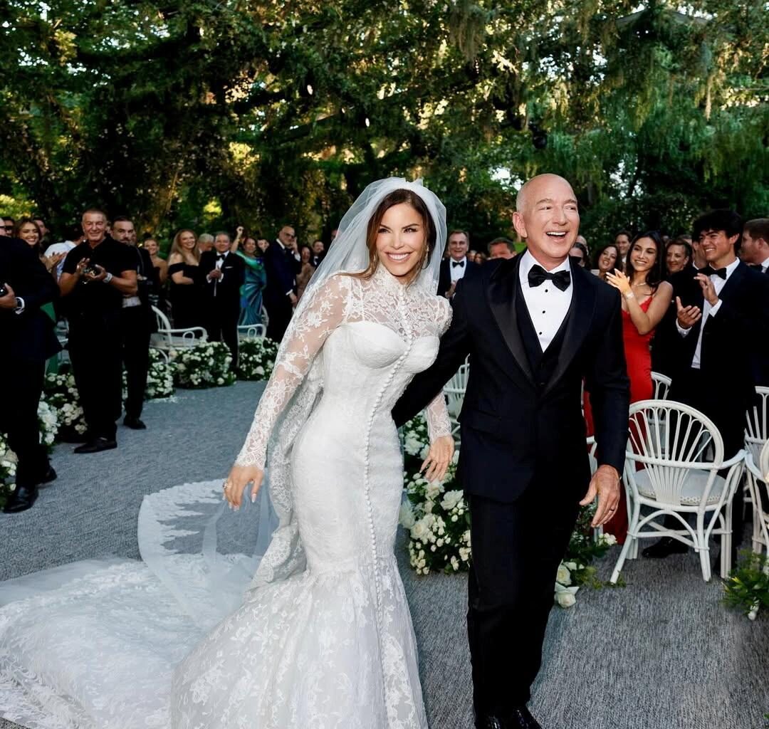 Jeff Bezos and Lauren Sánchez marry in lavish 'wedding of the century' in Venice