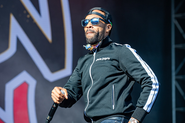 Redman performing at a music festival.