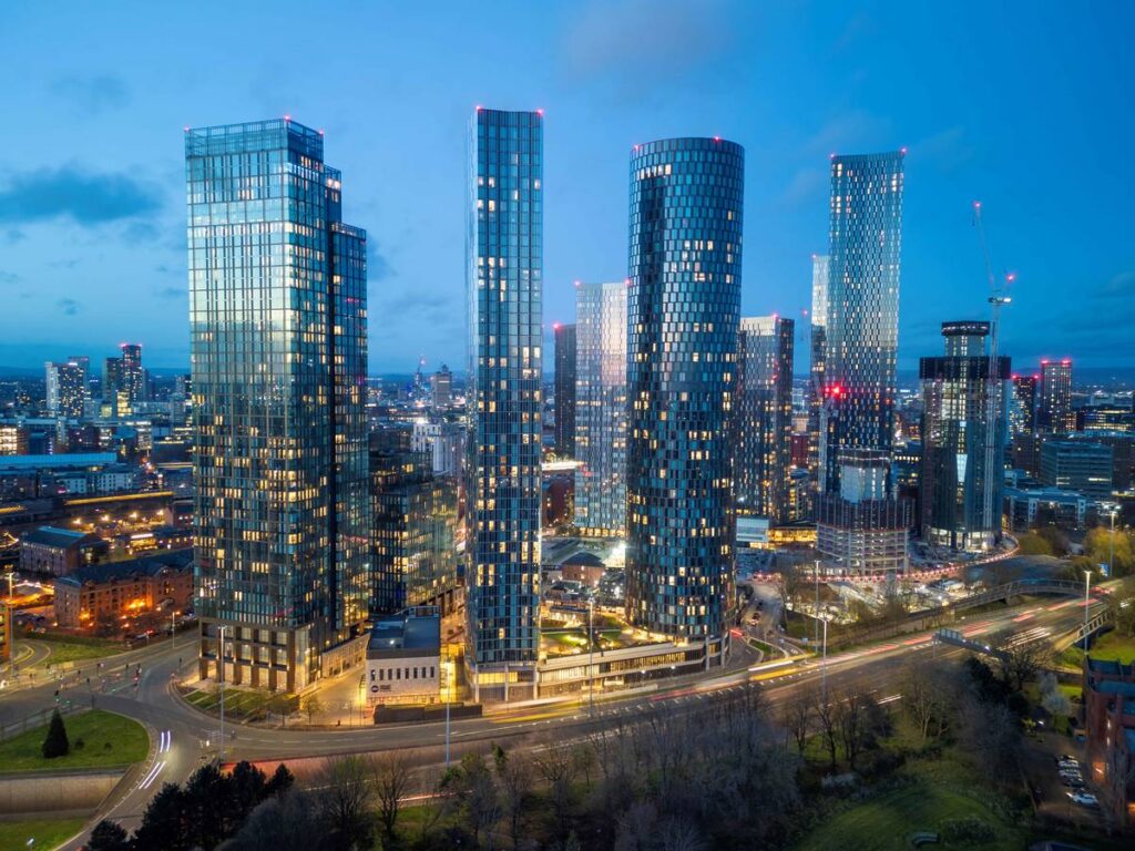 new jackson at night sunset screen on the square