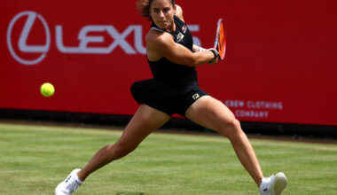 Navarro saves match point at Queen's; Keys, Anisimova cruise