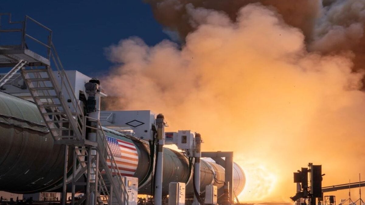NASA’s Next-Gen Rocket Booster Explodes in Test of a Design That May Never Fly