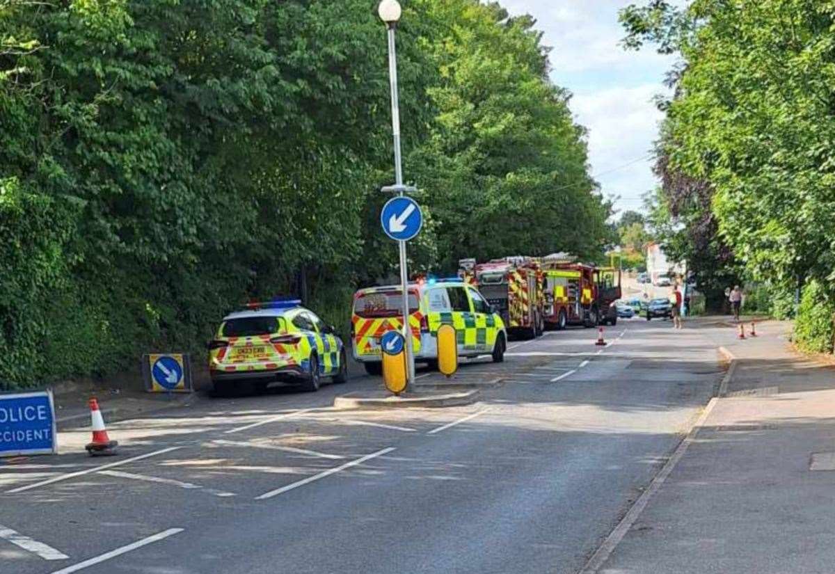 Man taken to hospital after crash in London Road, Maidstone near Pippin Pub