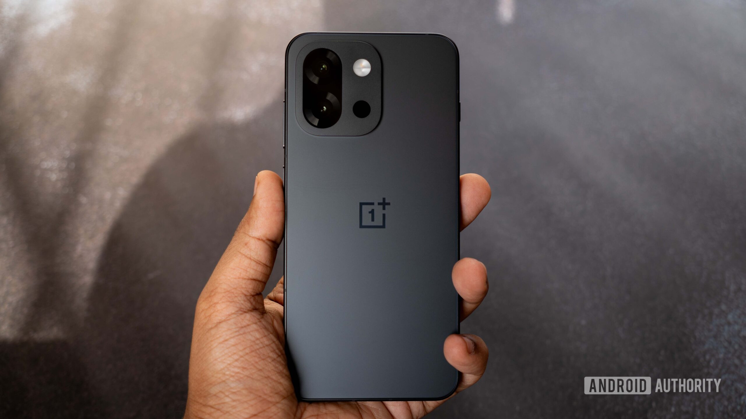 OnePlus 13s 1