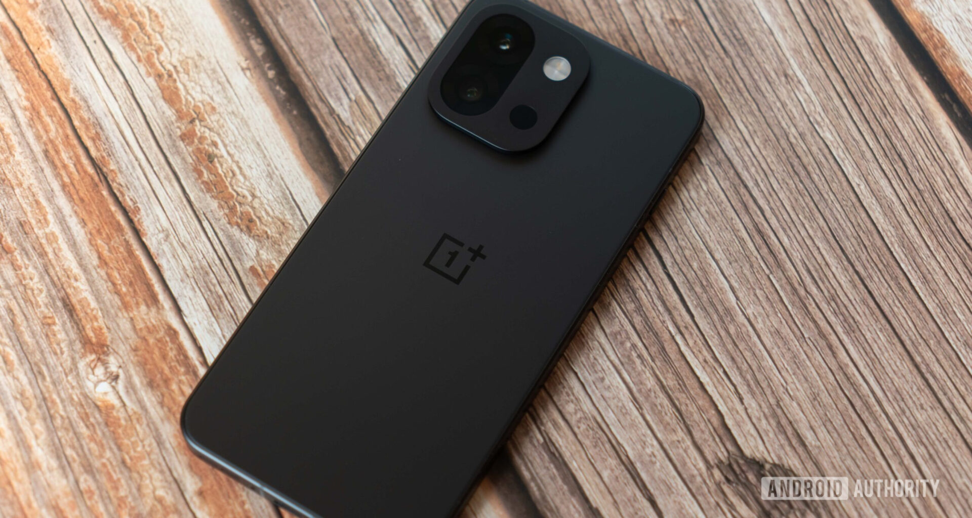 OnePlus 13s 2