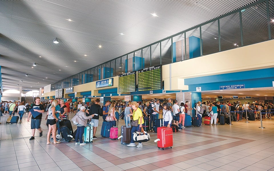 Tourism rises, with exceptions | eKathimerini.com