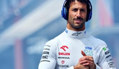 Daniel Ricciardo backed for F1 return as Lewis Hamilton makes surprise revelation - RacingNews365 Review
