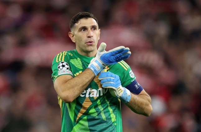 BIRMINGHAM, ENGLAND - OCTOBER 02: Emiliano Martinez of Aston Villa gestures following the team's victory during the UEFA Champions League 2024/25 League Phase MD2 match between Aston Villa FC and FC Bayern M??nchen at Villa Park on October 02, 2024 in Birmingham, England. (Photo by Michael Steele/Getty Images)