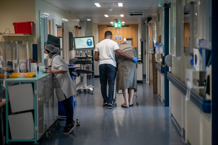 File photo dated 18/01/23 of a general view of staff on a NHS hospital ward at Ealing Hospital in London. The first targeted treatment for the most common form of bladder cancer has been given the green light for NHS use. Issue date: Thursday April 10, 2025. PA Photo. The recommendation on erdafitinib by the National Institute of Health and Care Excellence (Nice) is expected to benefit hundreds of people in England. See PA story HEALTH Bladder. Photo credit should read: Jeff Moore/PA Wire