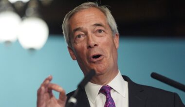 Farage more trusted than Starmer on economy