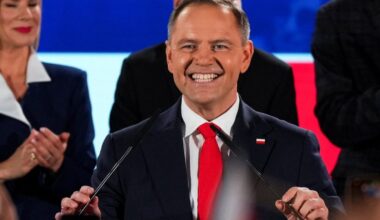 Victory for Trump-backed boxer in Poland is gut punch for EU