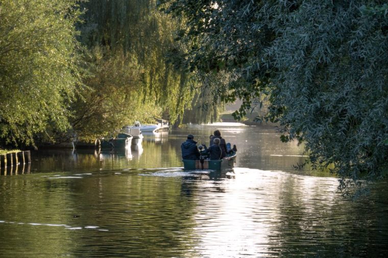 Taking a boat through the waterways of St Omer's marshes (Photo: Hauts-de-France)
