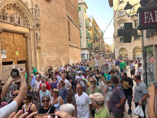 Majorca anti-tourism protest Laurence Dollimore Protesters were heard chanting slogans against Airbnb and ?guiris? - the Spanish slang term used to describe Brits and other foreigners. One placard read: ?Rich foreign property buyers go to hell?, while another said: ?Enough is enough.?