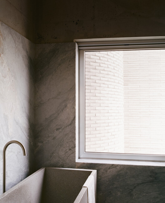 Raw House / Order Matter - Interior Photography, Bathroom, Concrete, Sink