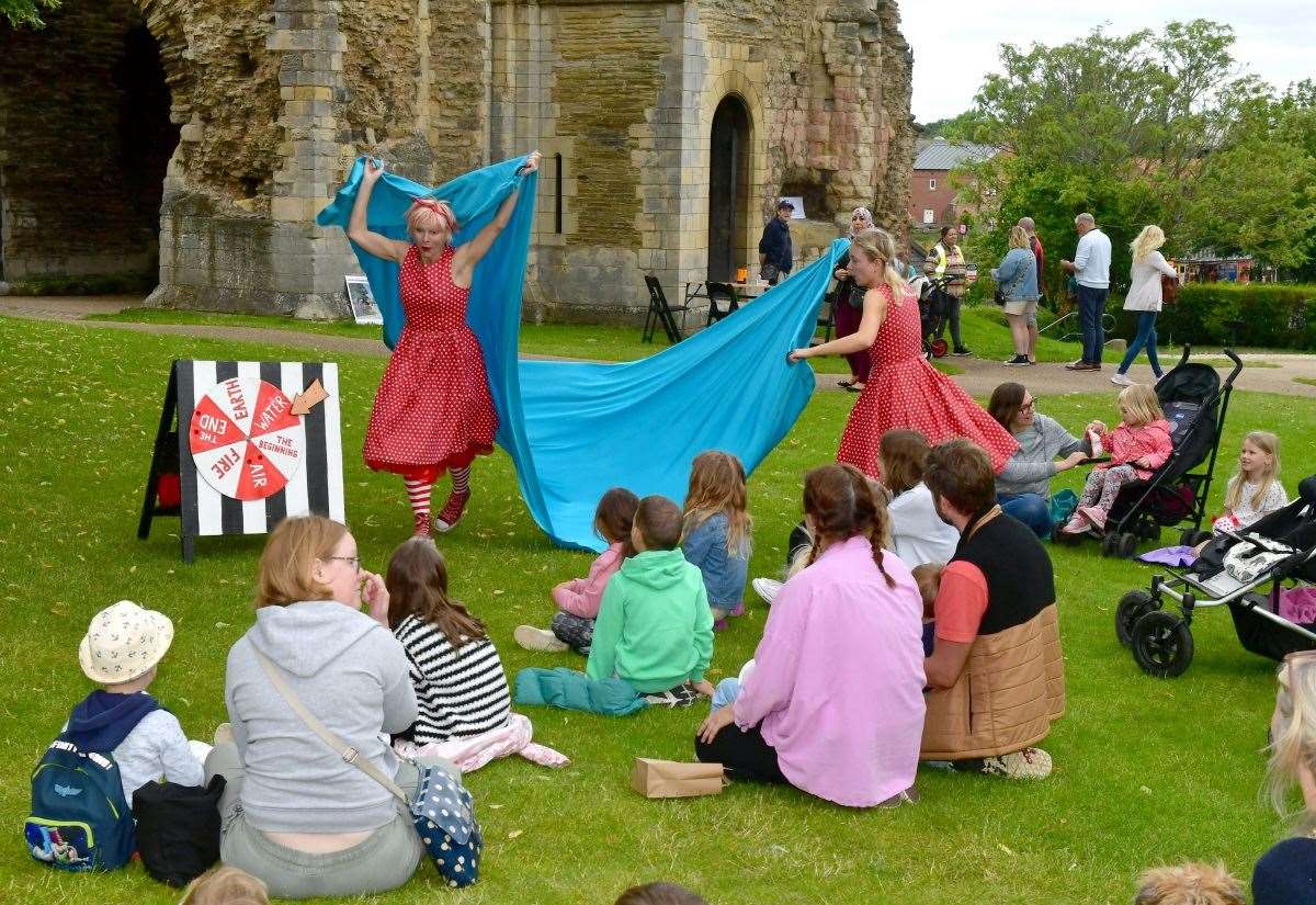Full ticketed and free programme for Newark Book Festival 2025