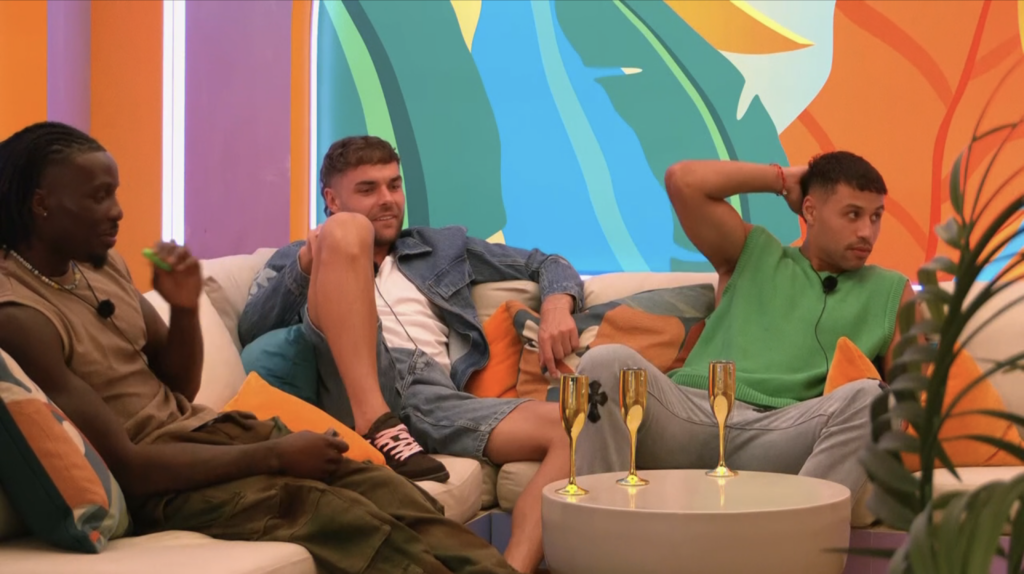 Dejon vaping love island 
