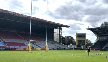 England rugby player kicks to extend her father’s life