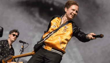 Doctor Who star stuns Glastonbury by joining Franz Ferdinand on stage - London Evening Standard