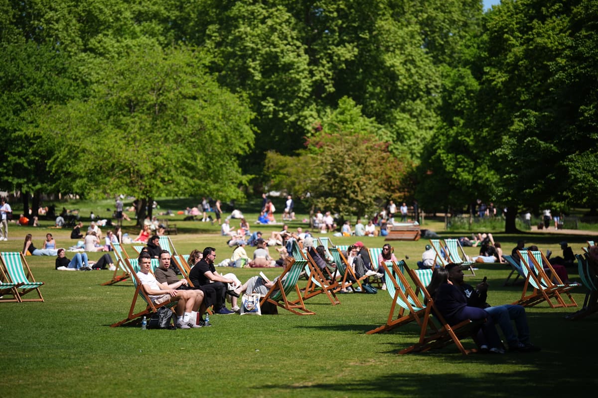 London set to bask in summer heatwave this week with temperatures predicted to soar above 30C
