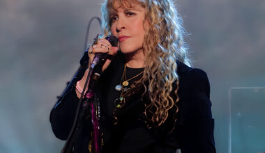 Stevie Nicks reveals the songs that tell her life story