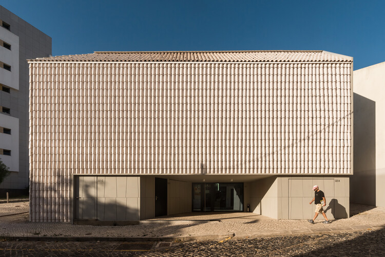 Studentville Housing / andre kong studio - Exterior Photography, Concrete