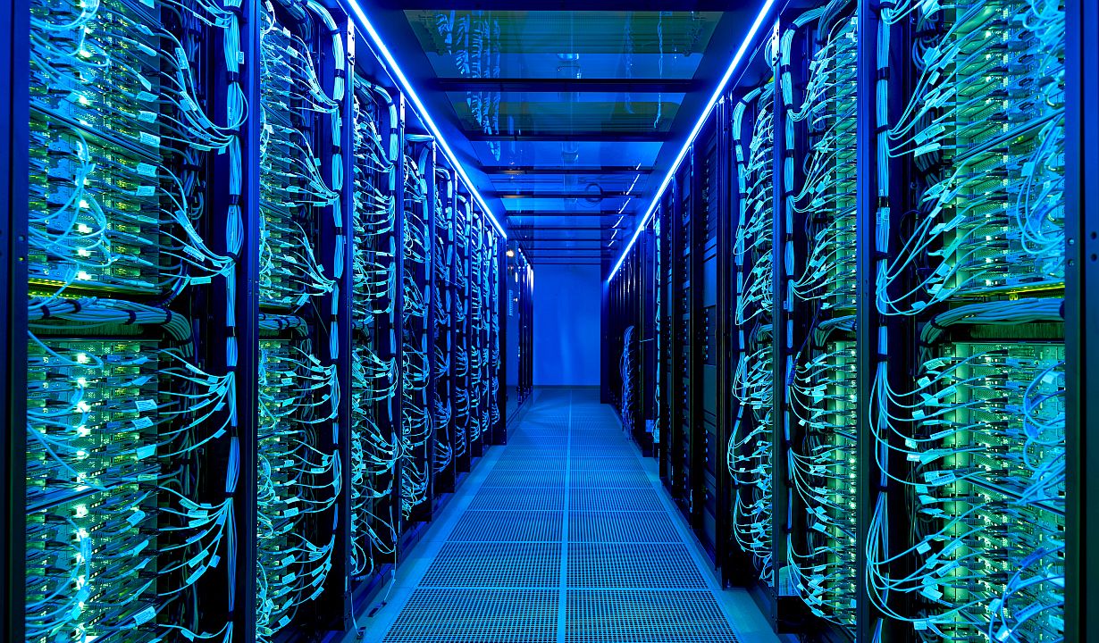 Supercomputer