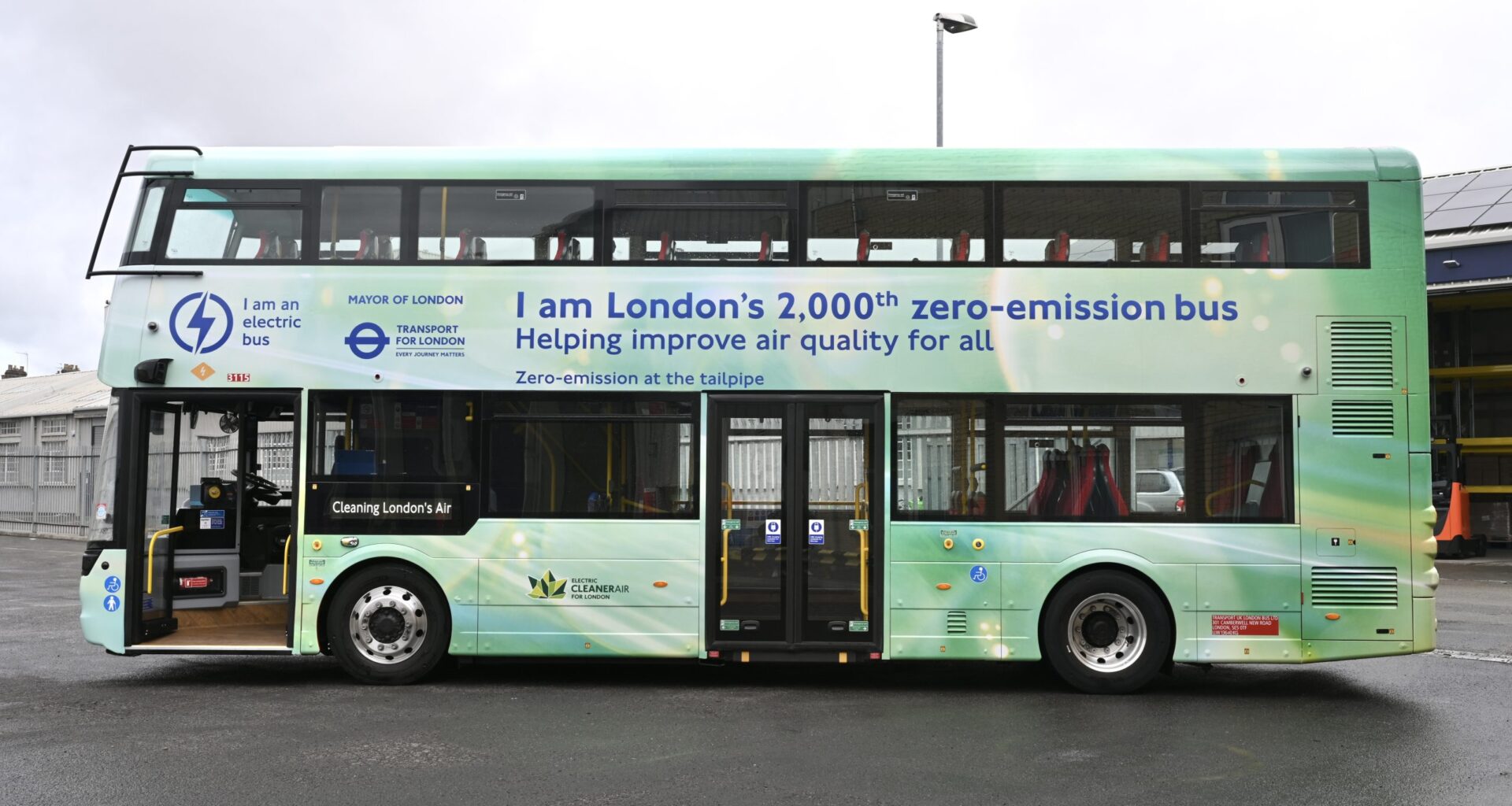 London achieves major green milestone with zero-emission buses 