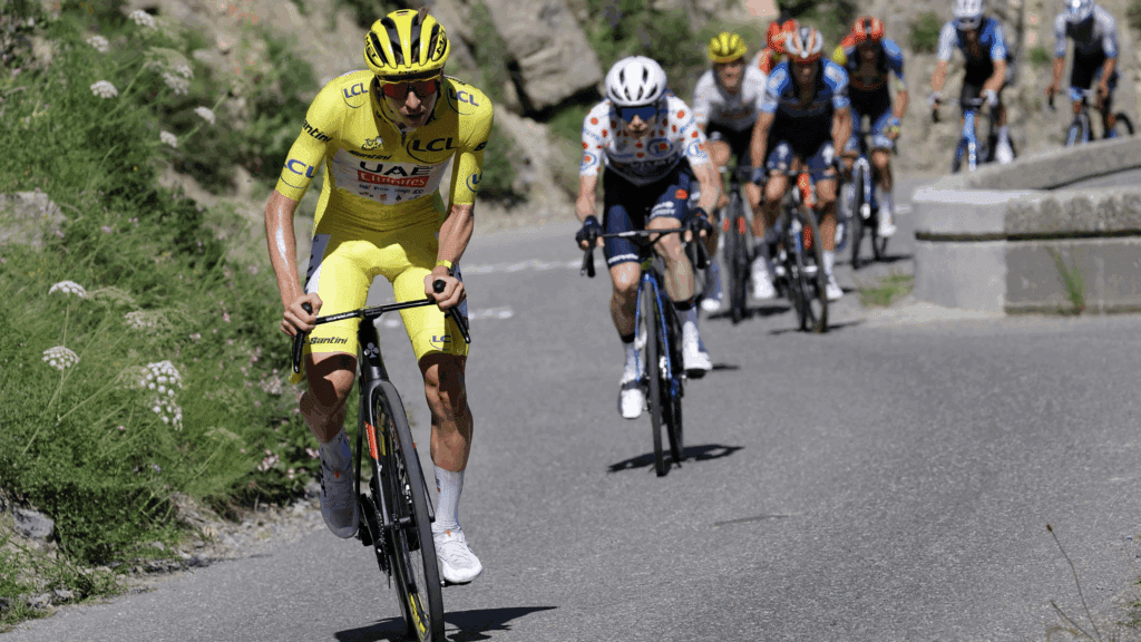 Tour-de-France-stage-19-Live-Can-Pogacar-defend-GC-lead-from-Vingegaard-on-queen-stage