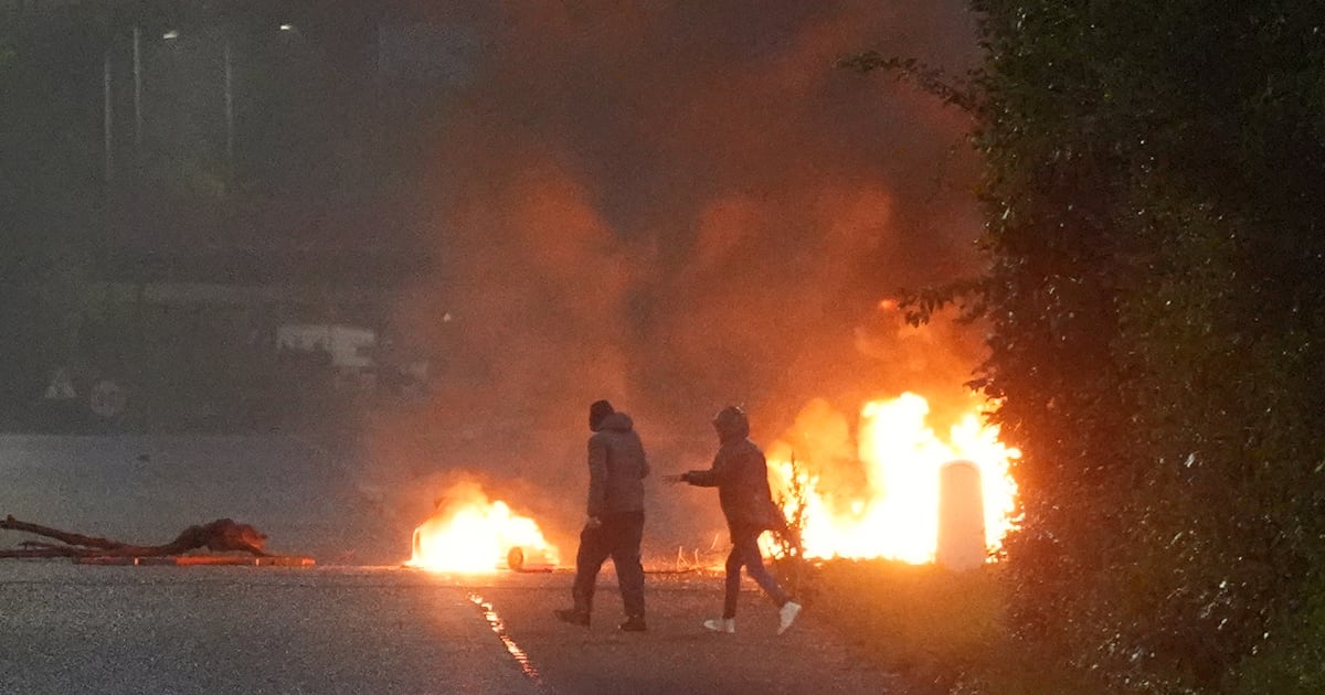 Loyalists in two counties say PSNI ‘no longer welcome’ in their districts – The Irish News