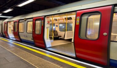 Glasgow train repair centre secures contract from TfL