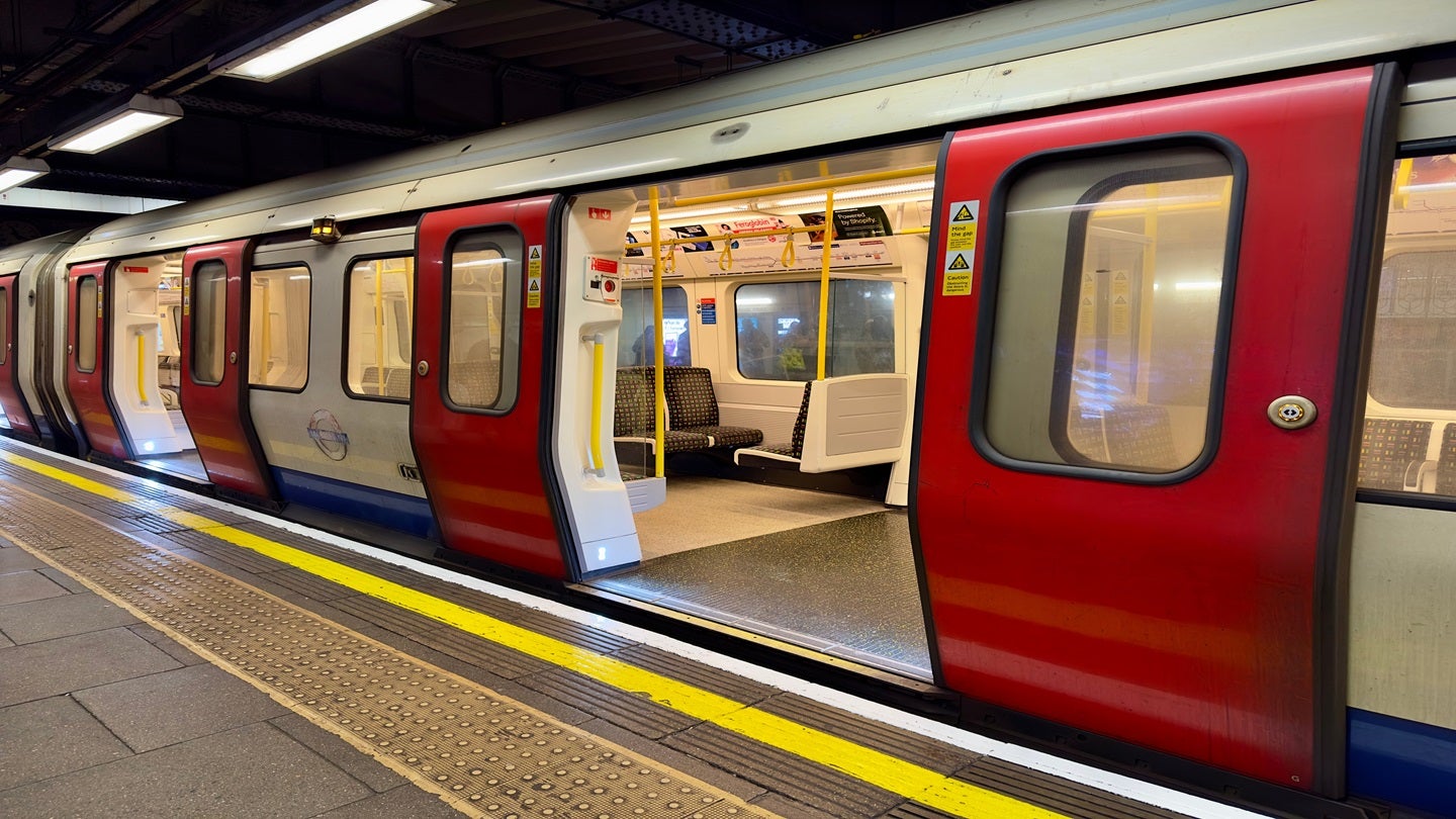 Glasgow train repair centre secures contract from TfL