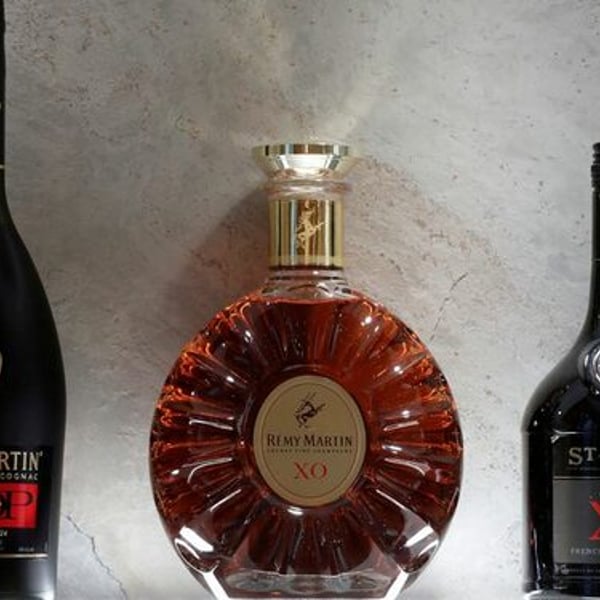 China says it is working with France on trade differnces, no sign yet of a cognac deal