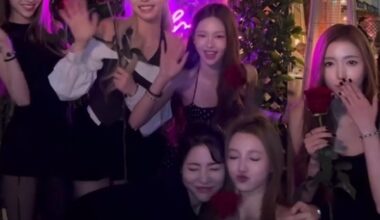 Lee Soo Man's new girl group A20 MAY shows their friendship with Girls' Generation's Sunny