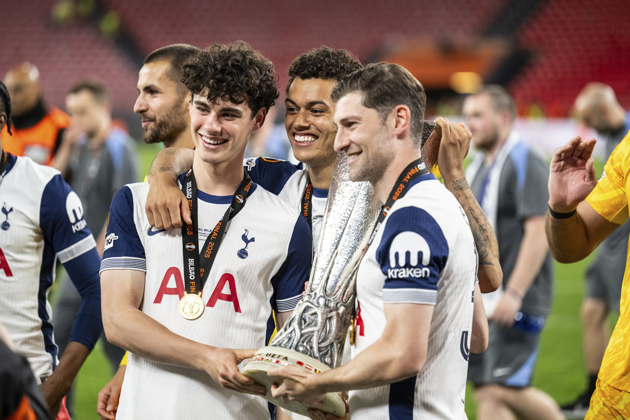 Archie Gray Ben Davies