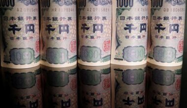 Japan Q1 capital spending hits record but some export sectors weak