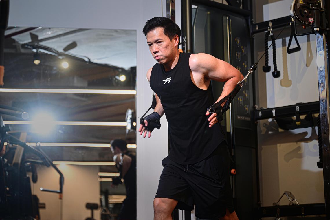 ST20250608_202566000195 Azmi Athni eqfit21//

Chef Han Li Guang of Labyrinth restaurant working out in a gym on June 8, 2025.

ST PHOTO: AZMI ATHNI