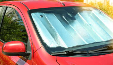 The €200 car sunshade warning « Euro Weekly News